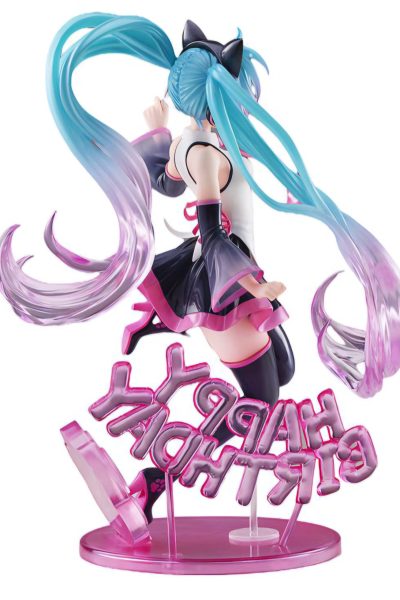 فیگور هاتسونه میکو هپی برتدی