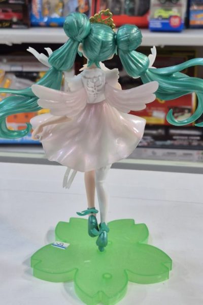 خریدقیمتفیگور انیمه هاتسونه میکو